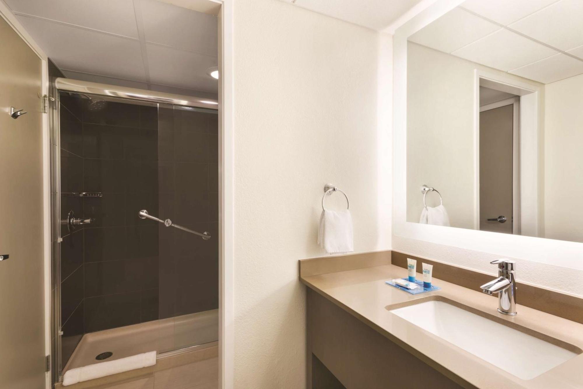 Clt Sky Suites Charlotte Dış mekan fotoğraf