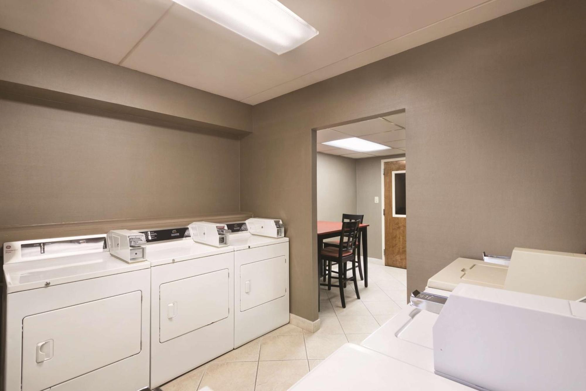 Clt Sky Suites Charlotte Dış mekan fotoğraf
